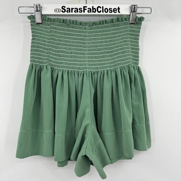 Koch Pants - KOCH Erica Shorts Women's Size XS Skirt Skort Pleated Green Pull On Smocked Boho